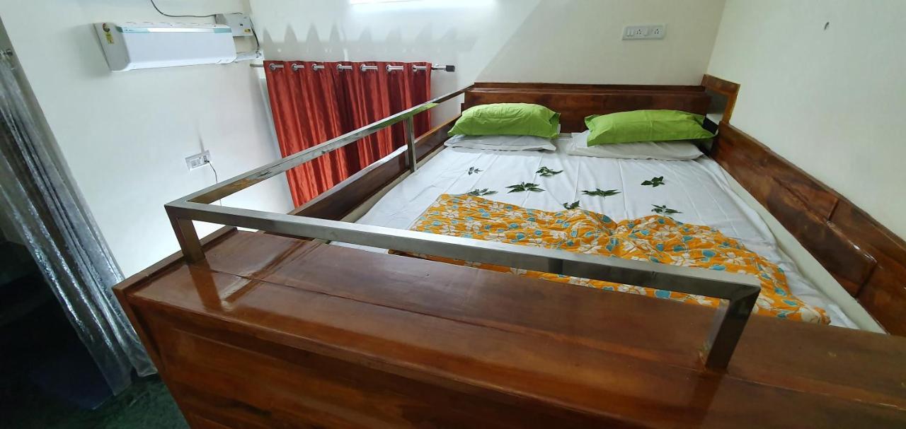 Kuttālam Shree Suites מראה חיצוני תמונה